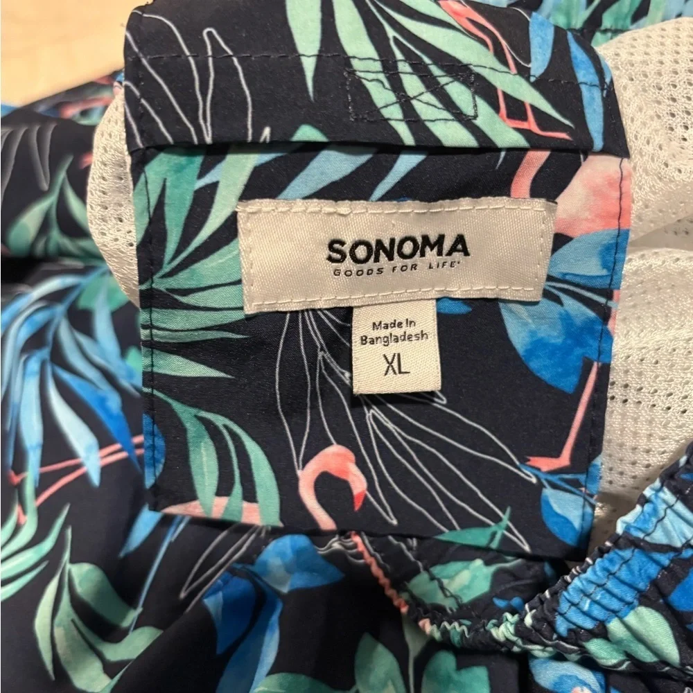 Men’s XL Sonoma Tropical Flamingo Swim Shorts with ties